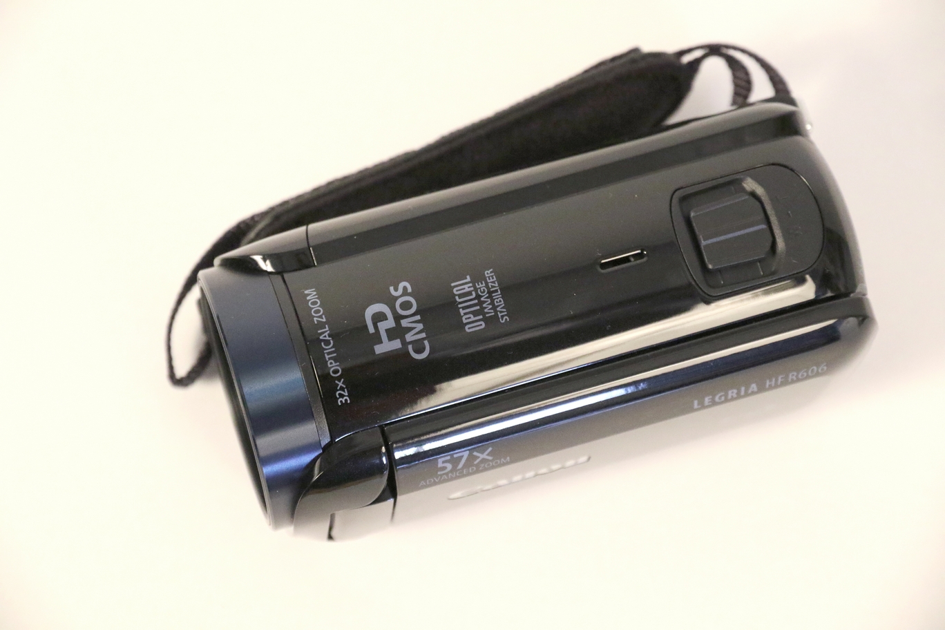 Canon LEGRIA HF R606 - immagine 3